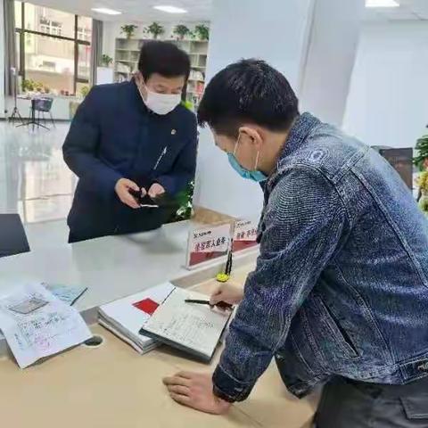 骊山街道文化路社区退役军人《优待证》申领工作进行中