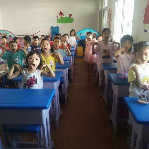 西簧乡卧龙岗中心小学附属幼儿园精彩汇集