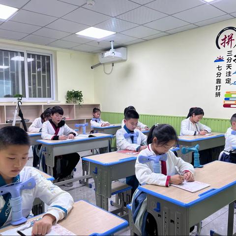 2022“最美中国字”书法班3月学习掠影