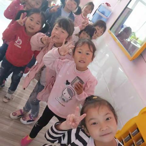 愿每一天都能看见你们开心的笑脸😄😄😄