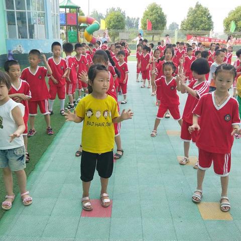 金太阳幼儿园彩虹二班