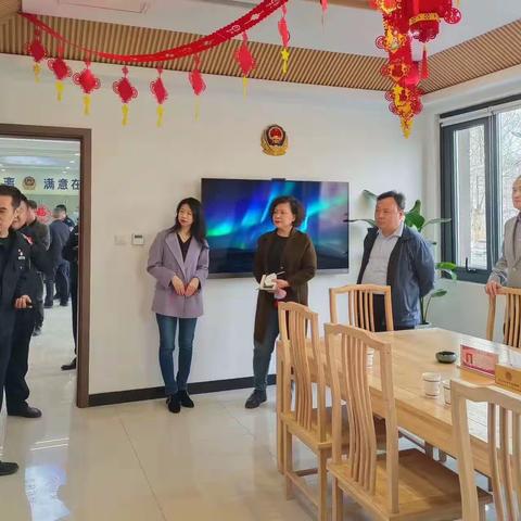 裕华区政法委书记吉永亮、法院院长姚生友一行到裕翔派出所调研指导工作