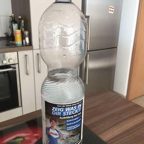 科普一下：在德国如何处理使用过的塑料瓶