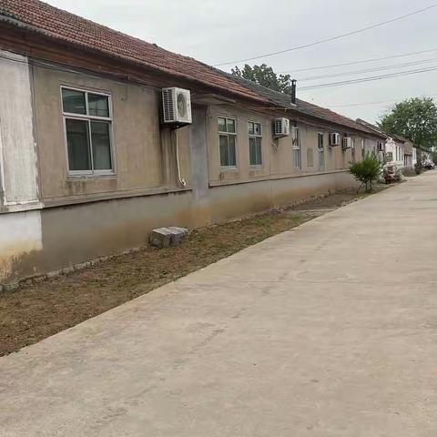 整治人居环境，建设美丽家园
