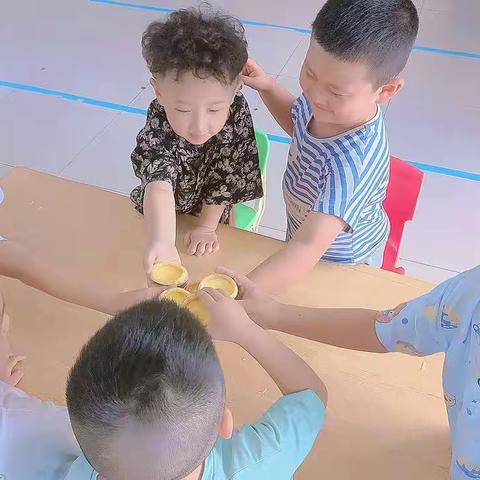 🌻鑫拓幼教~黄楼幼儿园🍭小二班快乐的一周🎉