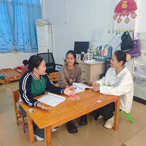 《乡镇幼儿园小班生活礼仪教育的实践研究》前期调研汇报研讨活动