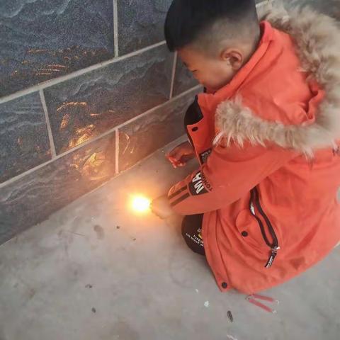 黄河路一年级二班王德政