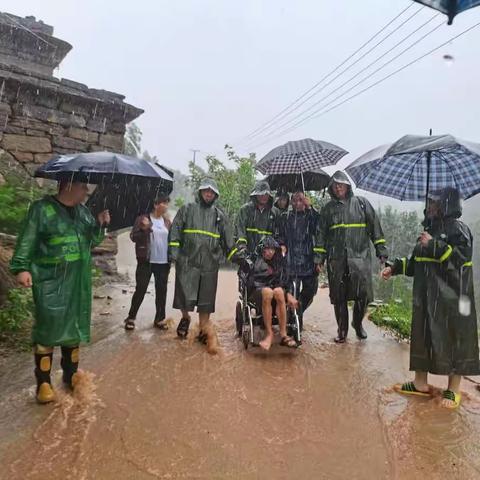 向险而行，平凡中坚守初心--记新山村的英雄们
