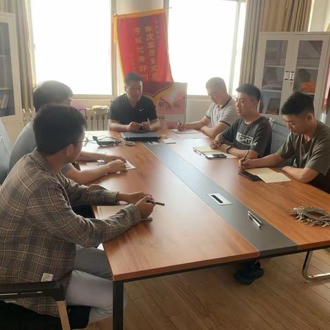 外培管理部召开学生干部座谈会