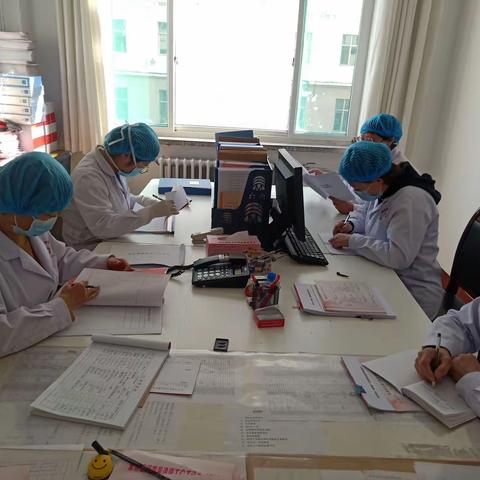 妇保科组织开展“五一”劳动节和“五四”青年节志愿者活动