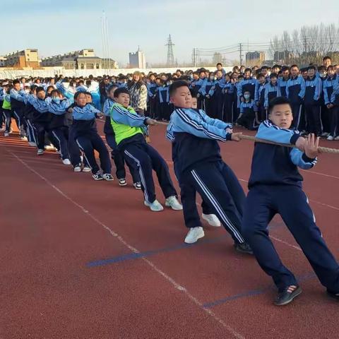 拔河比赛展风采，凝心聚力促团结——大洼区第一初级中学拔河比赛纪实