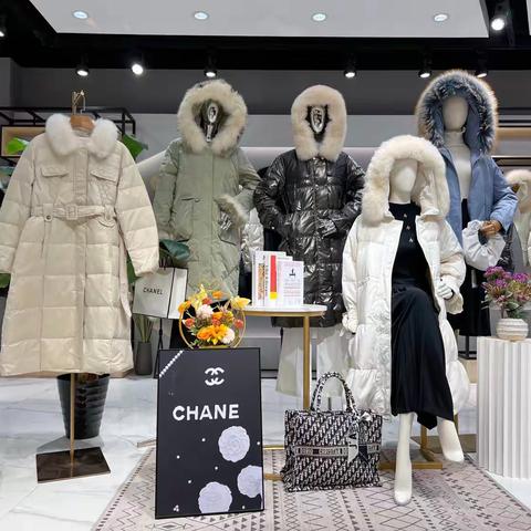 【雪美臣】羽绒服23冬