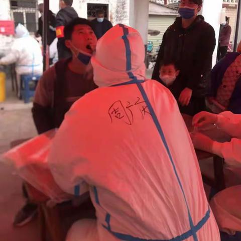 才下“课堂” 就上“战场”                 ——徐州市汇文小学教师志愿者抗疫一线显担当