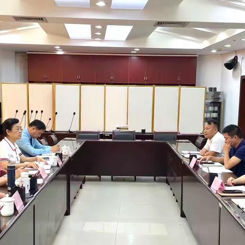 王建斌副主任主持召开市人大常委会立法需求座谈会