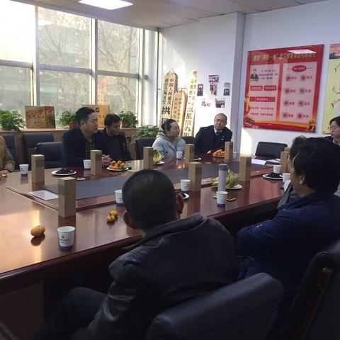 拱星墩支行举办“积微成著致远未来”沙龙会