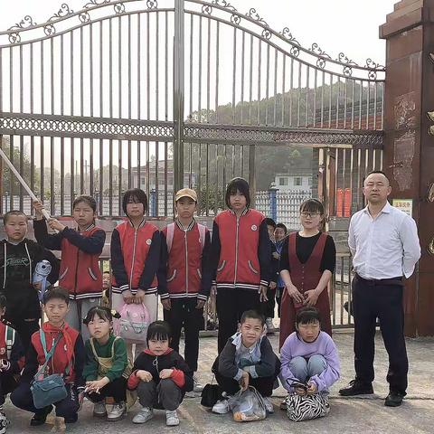 传承红色基因   庚续红色血脉  ——梅桥小学韶山研学