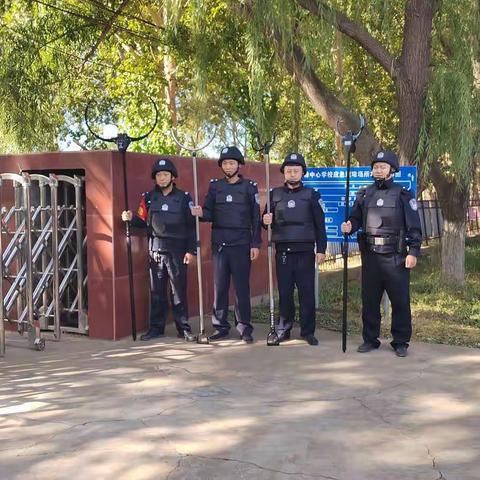 反恐演练进校园———先锋乡派出所深入校园开展校园反恐演练