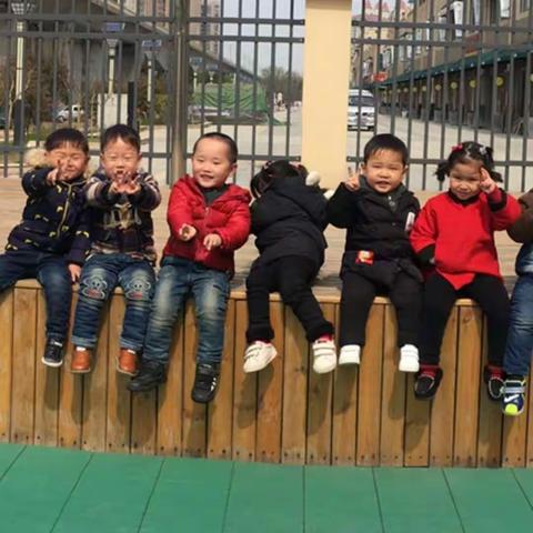 宝贝学校生活