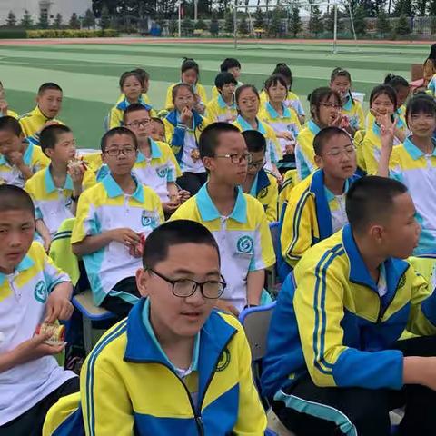 花开有声，快乐成长～七年二班工作总结