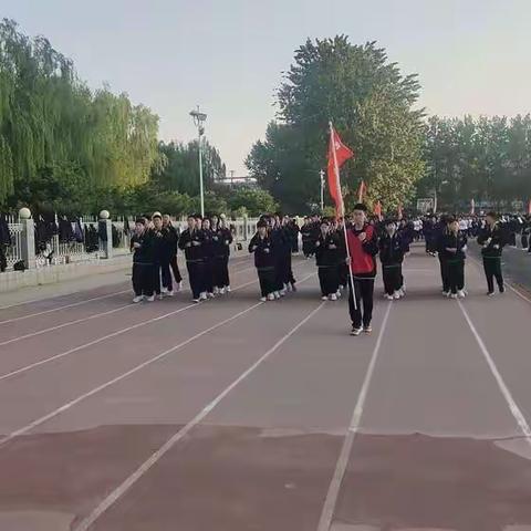 落实双减增运动，强身健体添活力——汤阴一中菁英部初中学生体育锻炼篇