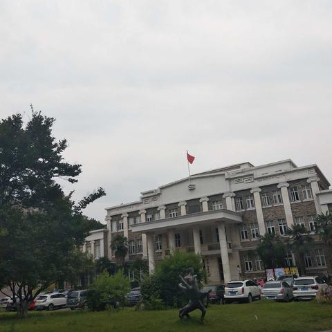 南京艺术学院.东南大学.新街口