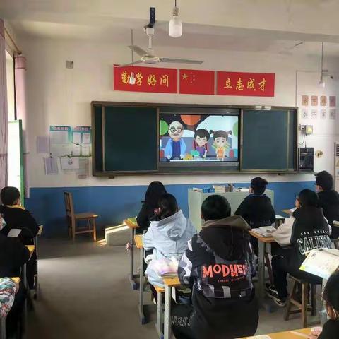 开学第一课，安全“第一刻” --定州市苏泉小学