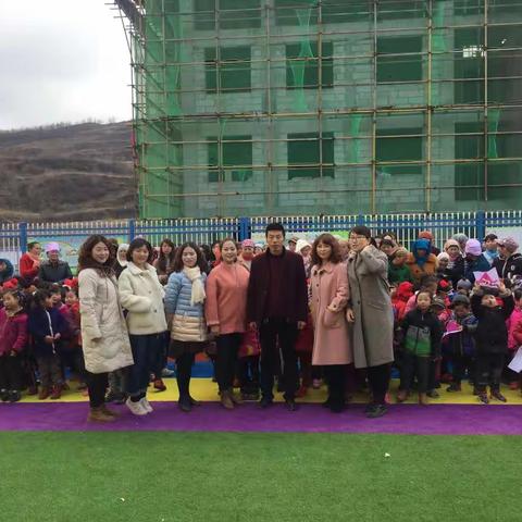 靓丽女人节，巾帼半边天—张棉中心幼儿园“三八”妇女节亲子活动