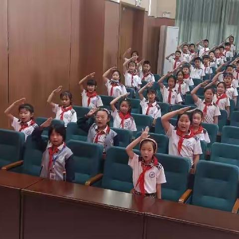 【喜迎二十大   争做好队员】平邑县第六实验小学分批入队仪式