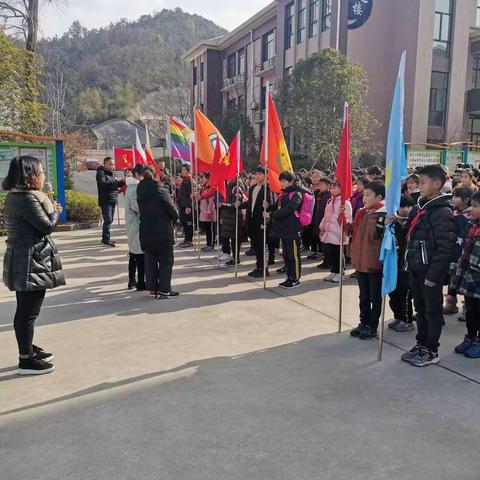 拥抱大自然，环保毅行——记301中队毅行活动