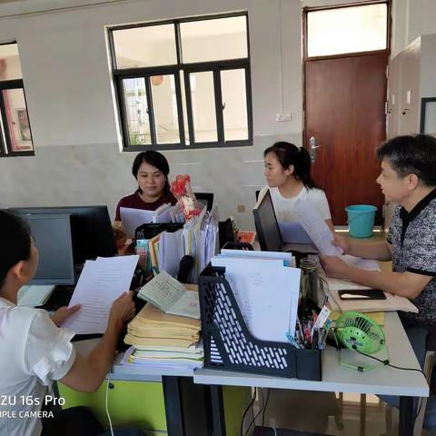 六年级语文组桑亚楠老师“三备三上”活动 《手指》这一课