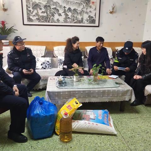 财局社区开展“百万警进千万家”活动