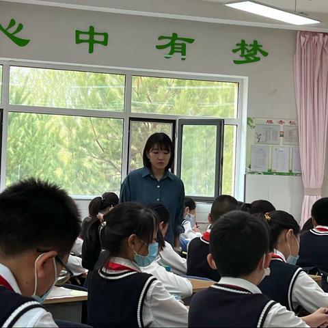 “真”指导，促成长——记教研员下校指导
