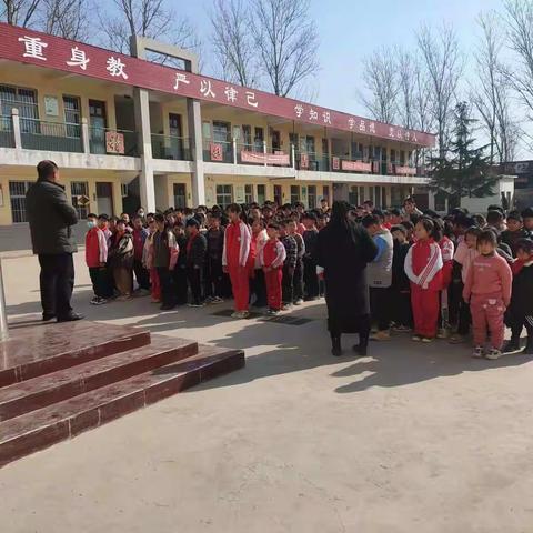 【传承红色基因，延续红色血脉】——辛村镇谢伍级小学