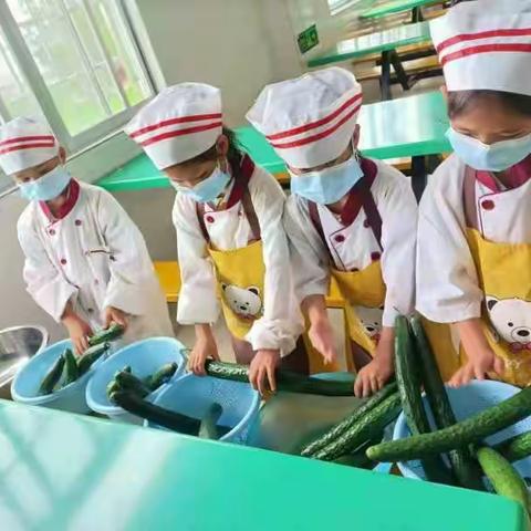 别样课堂，别样收获——一（2）班烹饪课