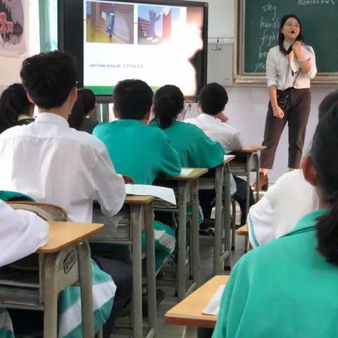 ———从学生出发，构建课程框架；匠心独运，使学生们学有所获