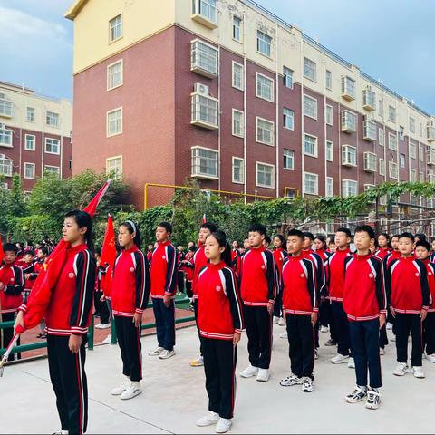 金秋开学礼，逐梦新征程——扬坤小学“喜迎二十大，奋进新时代”国庆庆典