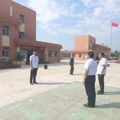 地震逃生演练，安全与我同行--丁庄街道广北小学举行地震逃生演练