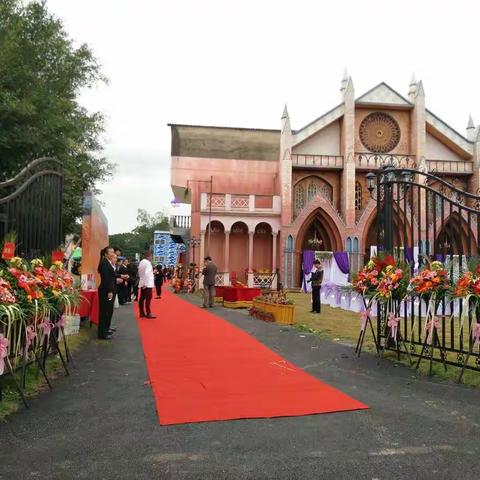 热烈祝贺美丽南方● 南宁肥仔●邕江会客厅盛大开业