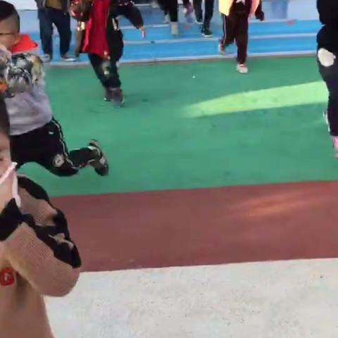 2018，11.9号，连华小学幼儿园消防安全演习。