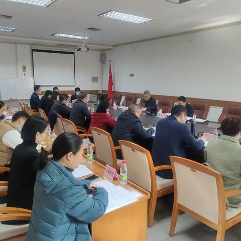 龙华区政府专题部署推进岛内居民免税店工作