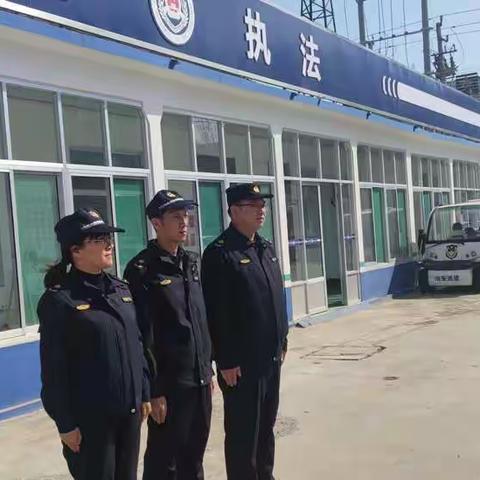 龙山中队召开晨会，传达会议精神