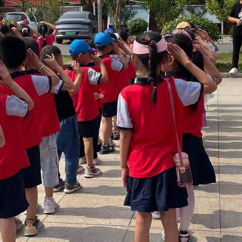 你好，小学—幼小衔接-新苗幼儿园参观铜闸中心学校系列活动