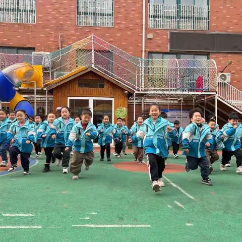 在“奇趣”间游走