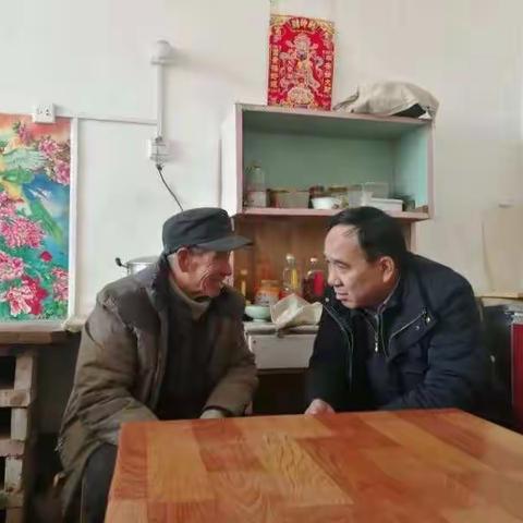 奔赴一线送温暖，冲刺扶贫攻坚战