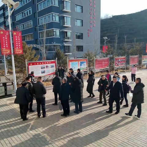 广西防城港市防城区政协考察组莅临我区小返乡窑头村考察产权制度改革工作