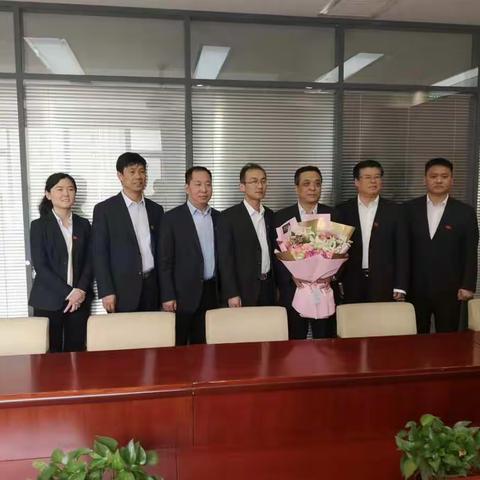 王建刚副行长到邯钢支行慰问干部员工