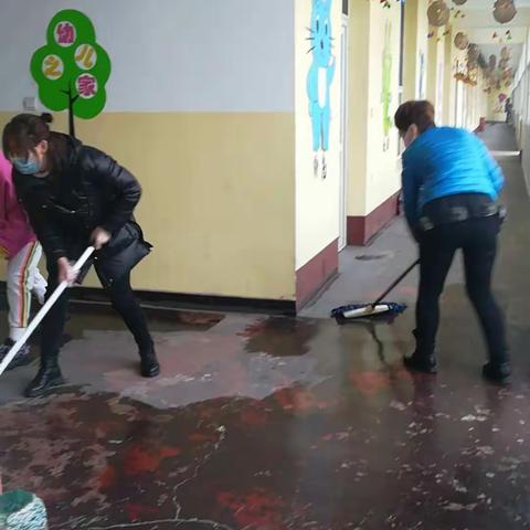 圈头中心幼儿园开展“全民洗城净家”活动