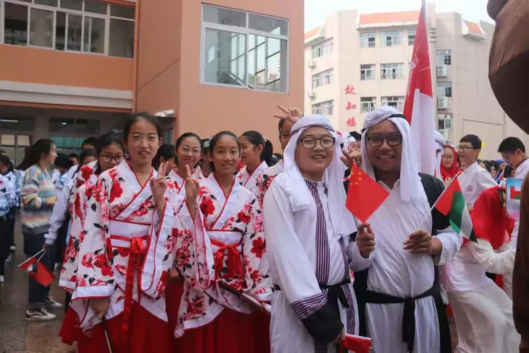 瑞安市新纪元实验学校初中部2018届七