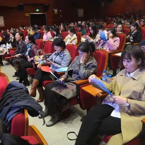 观摩《锡林浩特市小学英语文化节活动》总结