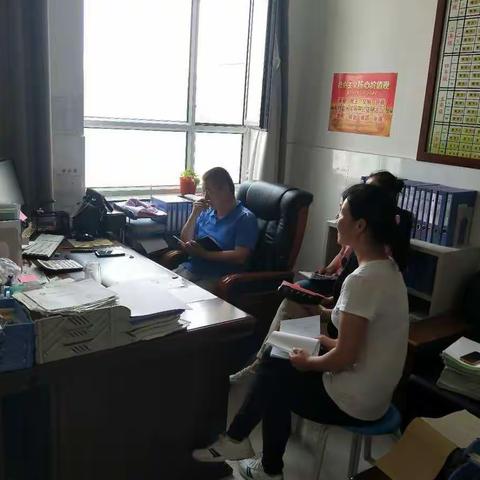 锡市第十小学英语教师科研同频互动